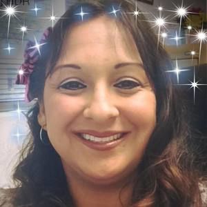 Meet your Posher, Monica